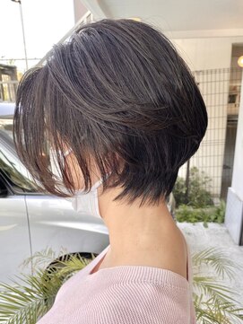 オフ(off) ミディアムショート