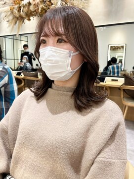 グロー 大宮(GLROW) □ 韓国大宮顔周り髪質改善レイヤー前髪カットくびれミディアム