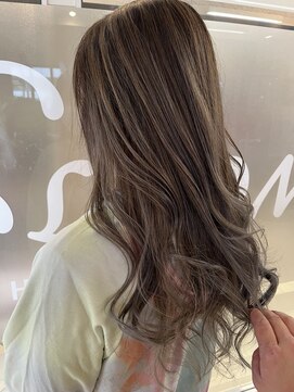 ヘアースペースブルーム ヒーロー 園田店(HAIR SPACE BLOOM hero) 【園田/ケアブリーチ】グレージュカラー