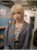 【ミニボブ/阿部達哉】外ハネ/ブリーチ/ハイトーン
