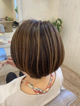 バレッタ(Barrette) Barrette白髪ぼかしハイライトショート