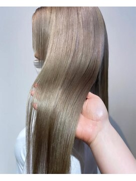 スーリール 赤坂店(Sourire) ホワイトベージュ