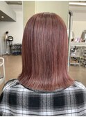 切りっぱなしボブ×ピンクカラー