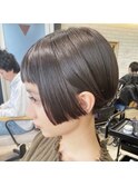 ミヤザキスタイル　20代30代40代 黒髪刈り上げハンサ ムショート
