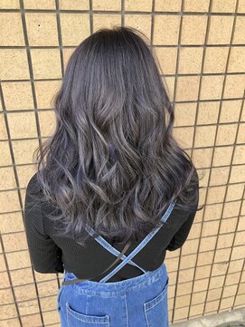 salon de MiLK 札幌大通店【サロン ド ミルク】 暗めでも自然光で透き通るシルバーグレージュ！