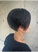  &nbsp;&nbsp;&nbsp;刈り上げアシンメトリーショート