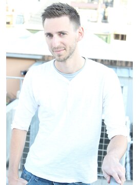 ワースホワイル(WORTH WHILE) フェルナンド・トーレス風ショート