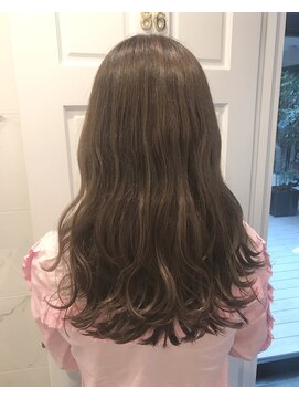 レイドバック(LAID BACK) 【代官山LAIDBACK】アッシュグレーの外国人カラー