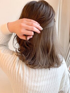 オッジ 六本松店(oggi) デザインカラー