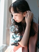 マウロア(MAULOA)&nbsp;【MAULOA】暗髪  重軽ウェーブ 透け感バング