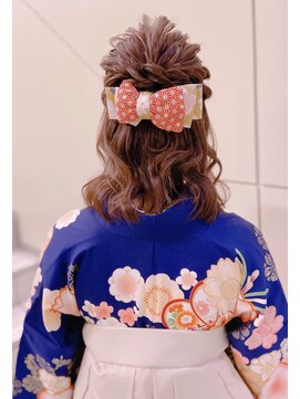 ヘアメイク ジェイエム ハーフアップ