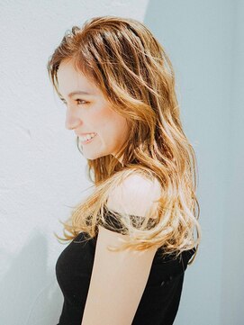 プロデュース 古淵店(Produce) 外国人風無造作ロングヘア