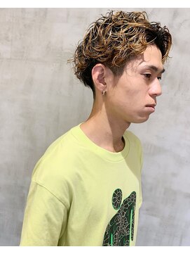 イル(ill) パーマ マッシュ アップバンク 大須