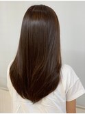 セミロング艶感美髪ストレートヘアレイヤースタイル