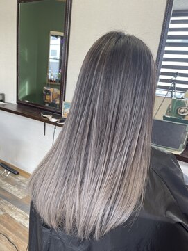 ラフメイカー(LOUGHMAKER.) ホワイトバレイヤージュ