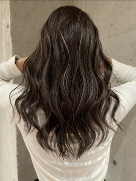 ヨロ 小岩(YOLO) ハイライトショートヘアダブルカラーイルミナカラーオージュア