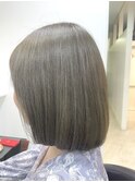 オリーブベージュツヤボブ