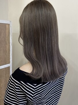 ヘアメイク シンズ ヤシマ(Hair Make SHIN'S YASHIMA) 透明感たっぷりグレージュ