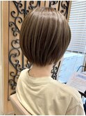 (岩田莉奈)/ひし形ショートボブ縮毛矯正白髪染め　新宿