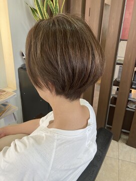 マイノリティー 石橋店(Minority) ハイライトカラー　シークレットハイライト　脱白髪染め