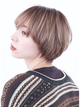 アイスバーグ ウェスト 清澄白河(eyesburg W/est) 20代30代大人可愛い★小顔ボブ丸みショート