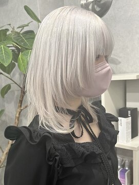 ロウル 渋谷(LOWRL) ホワイトカラー/ケアブリーチ/ダブルカラー