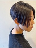大人可愛い20代30代40代黒髪前下がりひし形小顔ボブ丸みショート