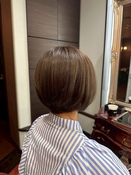 クロエバイラヴィズム 三条店(CLOE by LUVISM) ショートボブ