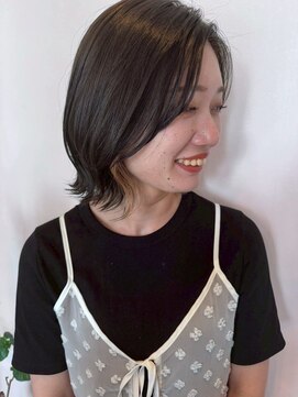 ホワイトストーン WHITE STONE くびれヘアくびれミディ × インナーカラー