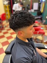 キングスマントーキョー 府中店(KINGSMAN TOKYO)&nbsp;濡れパンクロップ