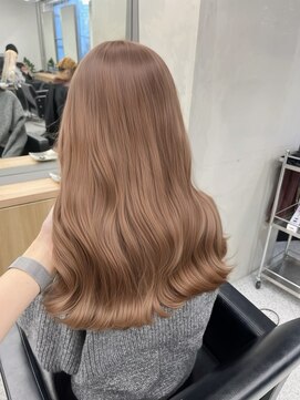 melt.tokyo【メルトトウキョウ】【4月中旬NEW OPEN(予定)】 インナーカラー/トリートメント/デザインカラー/ペールピンク