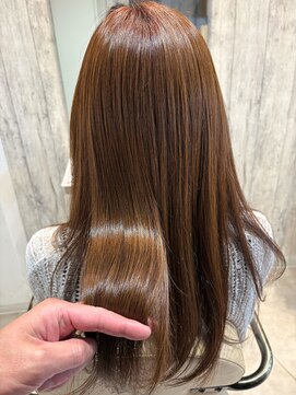 エヌアンドエー せんげん台店(N&A) 明るめブラウンベージュ×艶ストレートロング