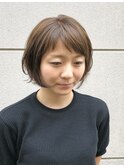 顔周りレイヤー斜めバング前下がりショートニュアンスパーマ