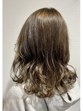 ワープ 青葉台(WARP) ツヤ感グレージュカラー☆