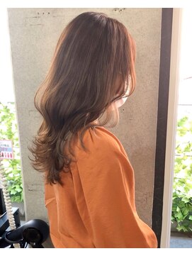 リコバイアフロート(riko by afloat) レイヤーカット/イヤリングカラー/ピンクベージュ