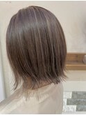 なじむハイライト×グレージュカラー