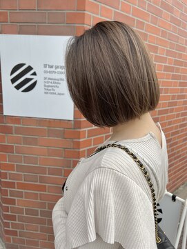 イイナヘアガレージ(117) 【117hairgarage】大人シンプルボブ_ハイライトベージュ