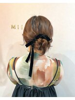 ミラ(Mila)&nbsp;SNS映え★ふわわりお団子♪ベロアリボンアレンジ♪