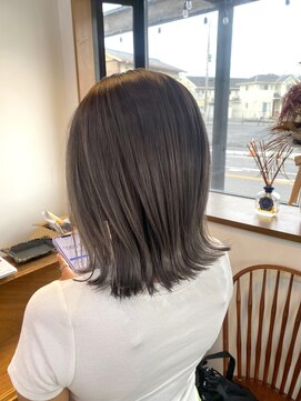 ヴィアルス 美園店(VIARS) グレーカラー/シルバーカラー/グラデーションカラー