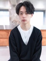 イオ 本厚木(io)&nbsp;波巻きスパイラルパーマセンターパートアッシュブラック