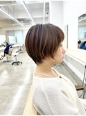 前上がり軽めショートレイヤーボブ