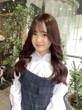 ヘアーアンドメイク ビス(HAIR&MAKE bis) やわらかピンクブラウン【山崎ほのか】