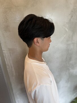 リリアーナ(LILIANA) センターパート　ニュアンスパーマ　カルマパーマ