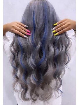 アエラバイトゥルークリエイション(AERA by True Creation) シルバー×ブルーエスクテ