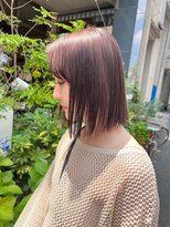 リール(rire)&nbsp;デザインカラーレイヤーカットウェットヘア夏オリーブベージュ