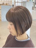 大人ショートボブショートカットココアアッシュくびれミディ