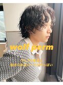 黒髪マッシュウルフパーマショートスパイラルパーマ