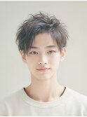 朝も楽にセットできる【束感爽やかショート】
