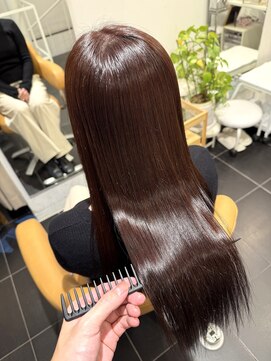 ピークスヘア(peaks hair) 縮毛矯正とは違う髪質改善 うねり広がりパサつきを改善