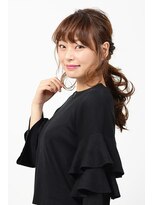 アース 海老名店(HAIR&MAKE EARTH) 華やかローポニーアレンジ【EARTH海老名店】